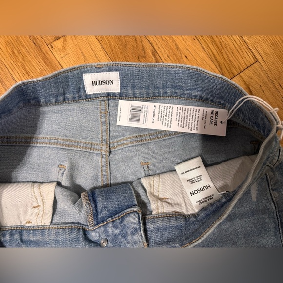 HUDSON Rex Short in Northern Lights Paint Spatter - Picture 5 of 6